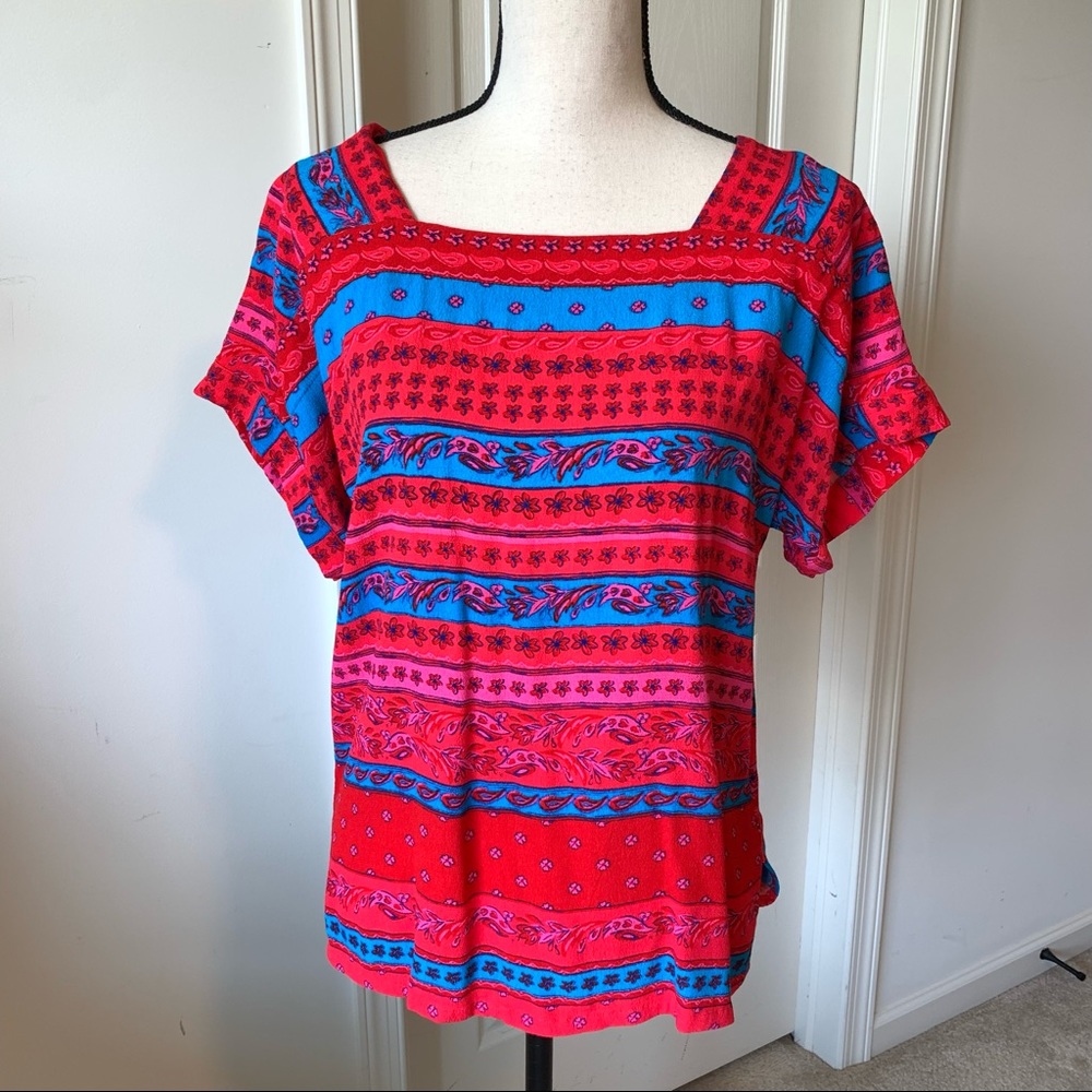 FINN & GRACE Colorful Dolman Sleeve Blouse—SZ. M